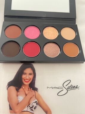 MAC Cosmetics Selena Eyeshadow Palette